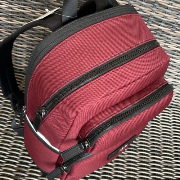 Michael Kors Kent Sport Utility Backpack Merlot - Picture 5 of 16